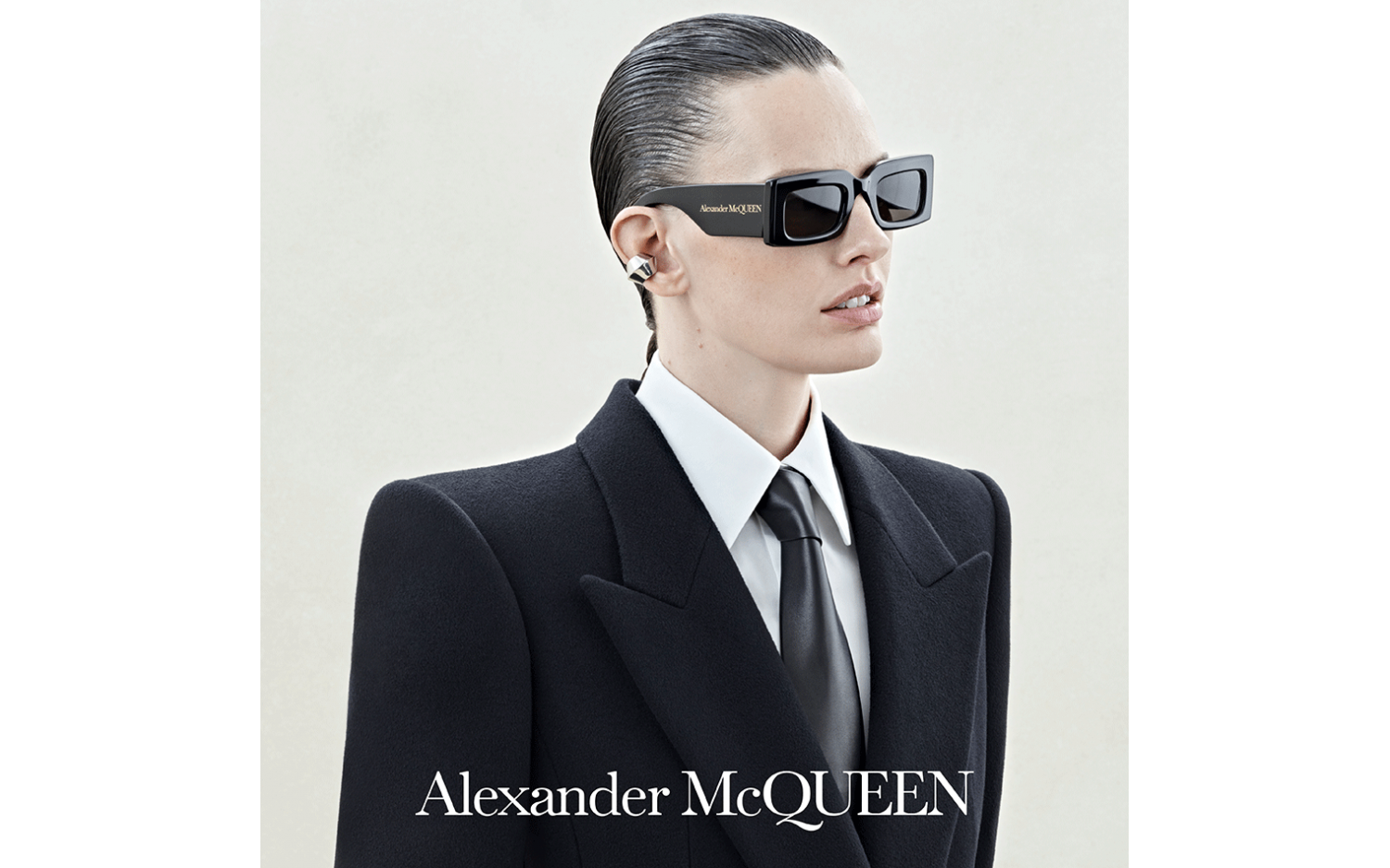Alexander McQueen AM0433S Sunglasses